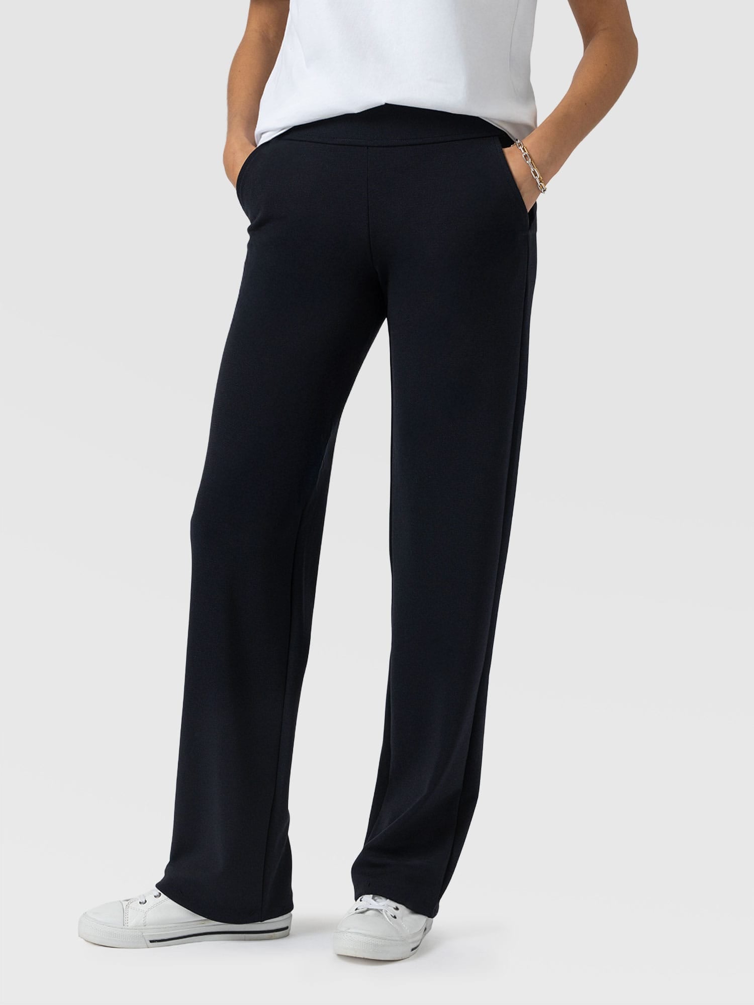 Runway Pant Navy - Women's Trousers | Saint and Sofia® EU