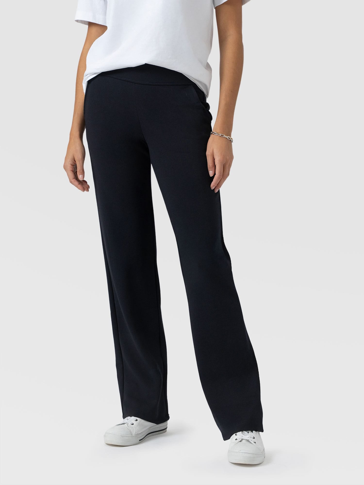 Runway Pant Navy - Women's Trousers | Saint and Sofia® EU