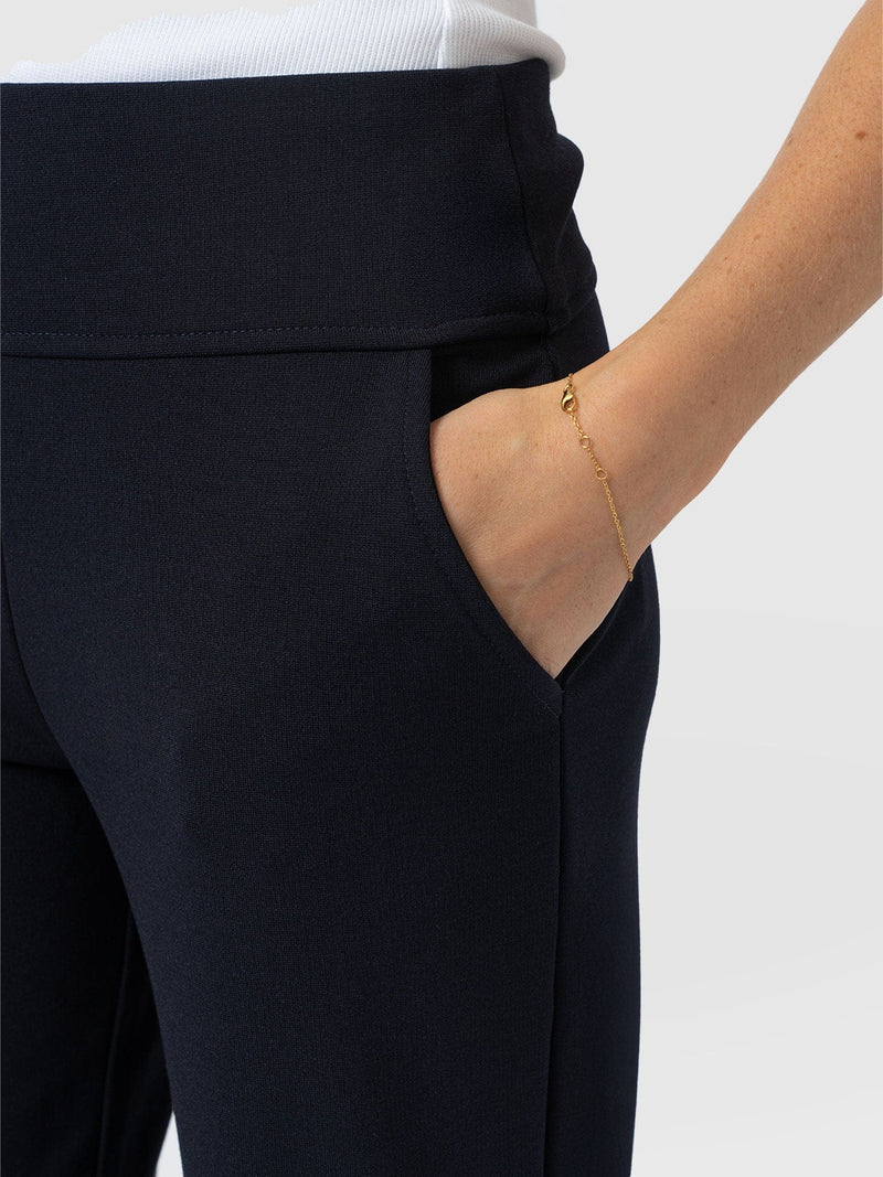 Runway Pant Navy - Women's Trousers | Saint + Sofia® EU