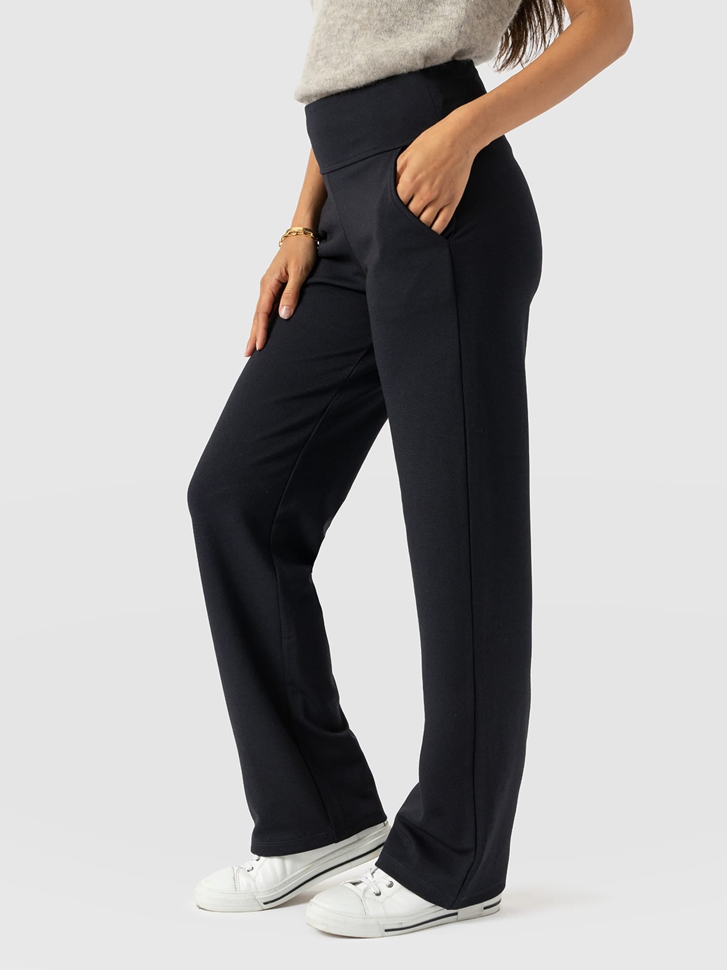 Runway Pant Navy - Women's Trousers | Saint + Sofia® EU