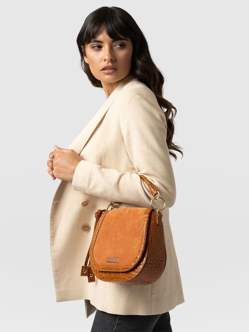 Saddle Bag Brown Croc - Women's Handbag | Saint + Sofia® EU