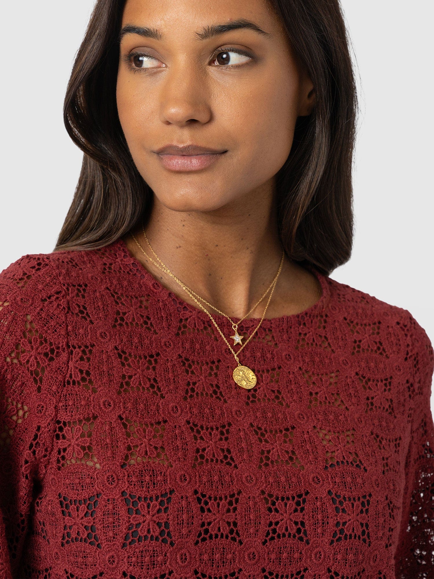 Sadie Blouse - Burgundy - Women's Blouses | Saint + Sofia® EU