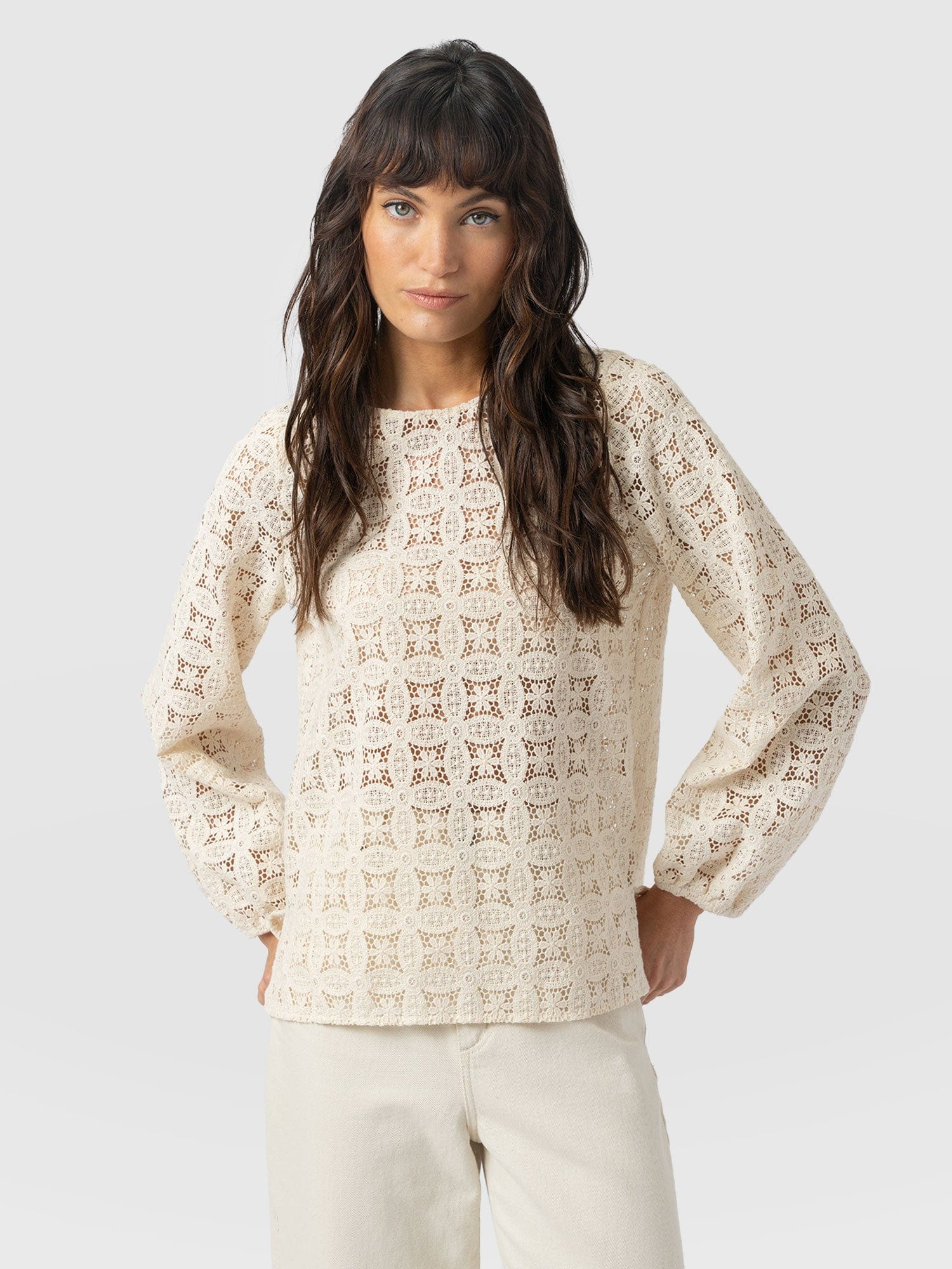 Sadie Blouse - Cream - Women's Blouses | Saint + Sofia® EU