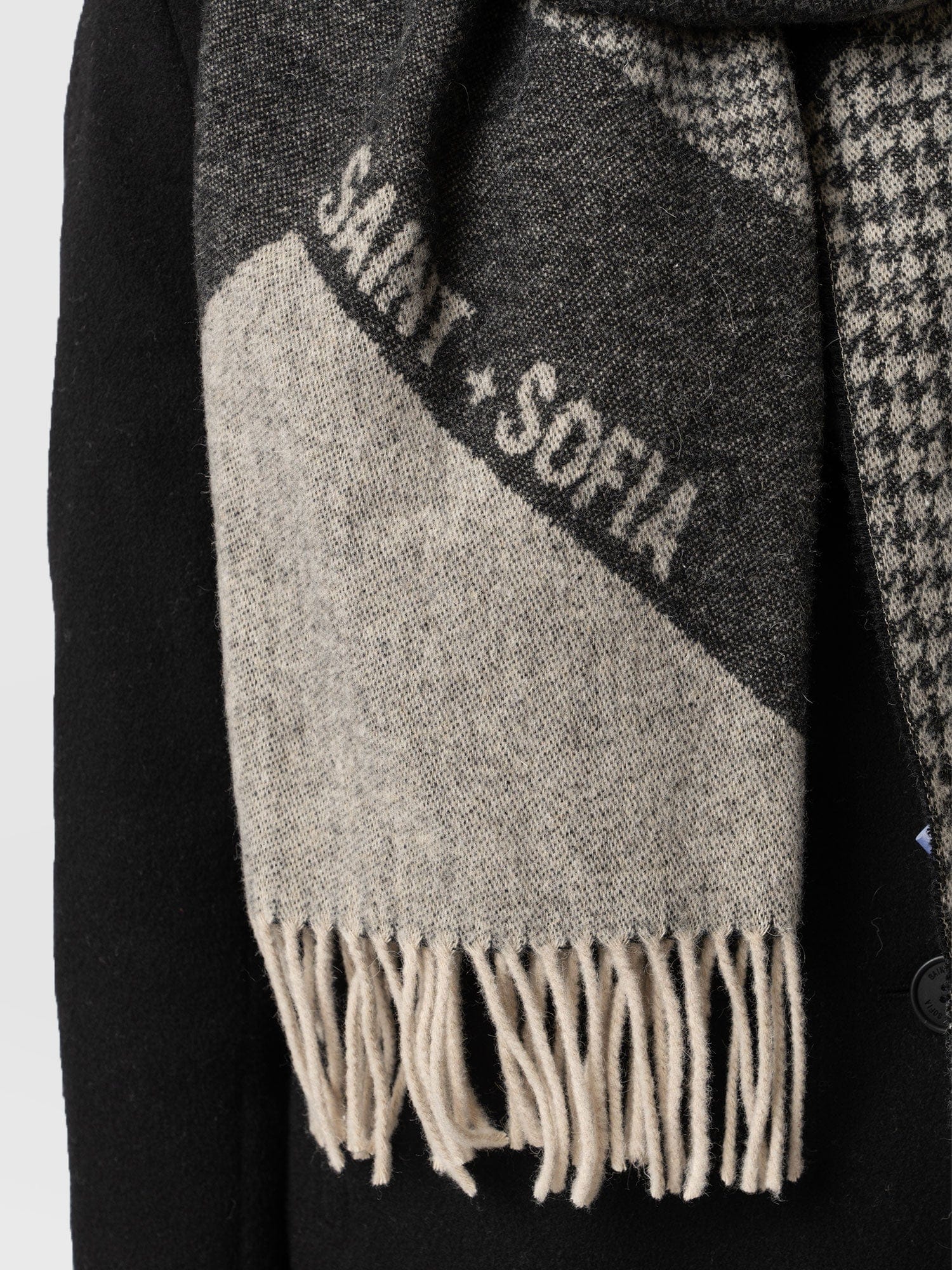 Saint + Sofia Scarf Black/Grey - Women's Scarves | Saint + Sofia® EU