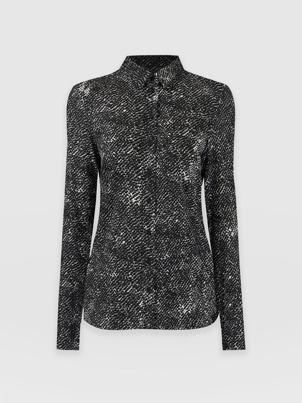 Sawyer Shirt Monochrome Gothica - Women's Tops | Saint + Sofia® EU