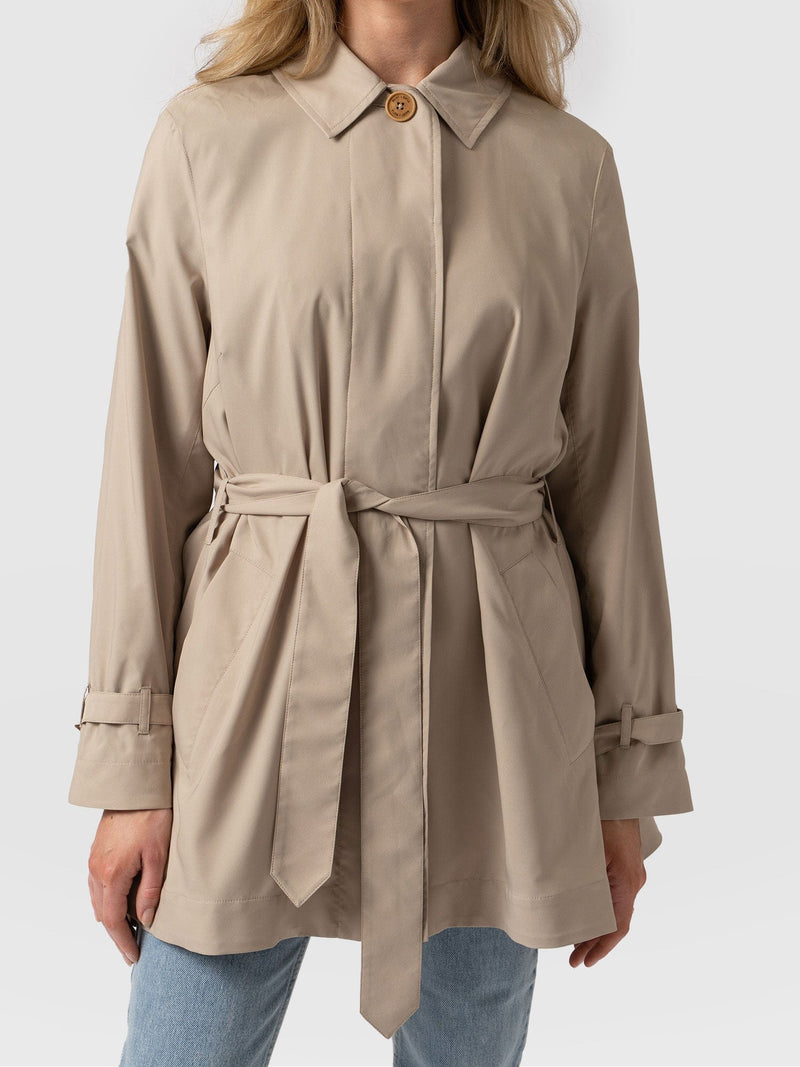 Short A Line Trench Coat Beige - Women's Overcoats | Saint + Sofia® EU