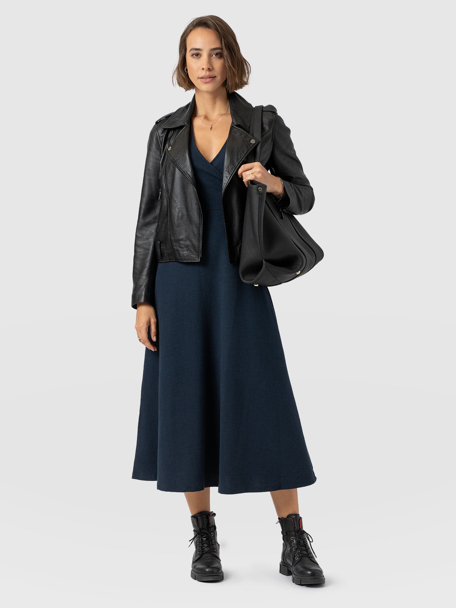 Sleeveless Maggie Wrap Dress - Navy Textured - Women's Dresses | Saint + Sofia® EU