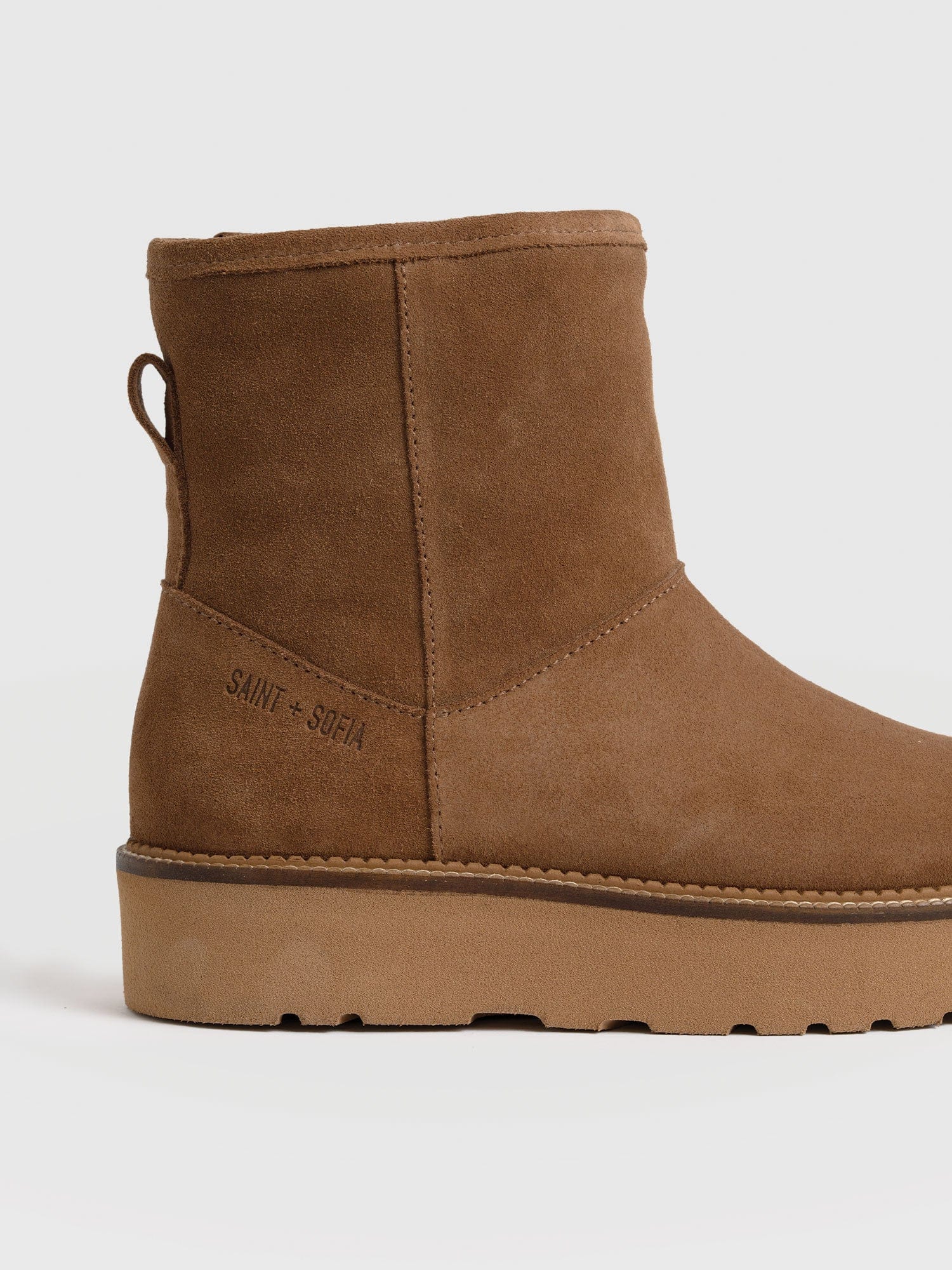 Sloane Shearling Boot - Camel - Women's Shoes | Saint + Sofia® EU