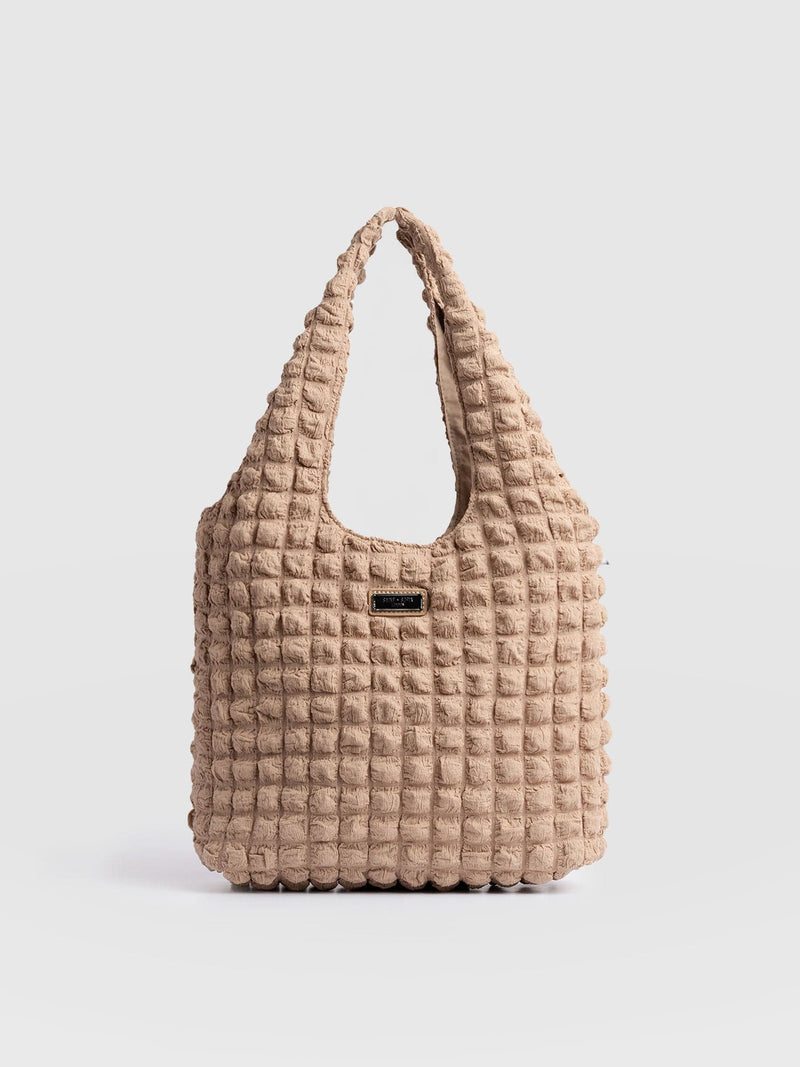 Soho Shoulder Tote Bag Beige - Women's Bags | Saint + Sofia® EU