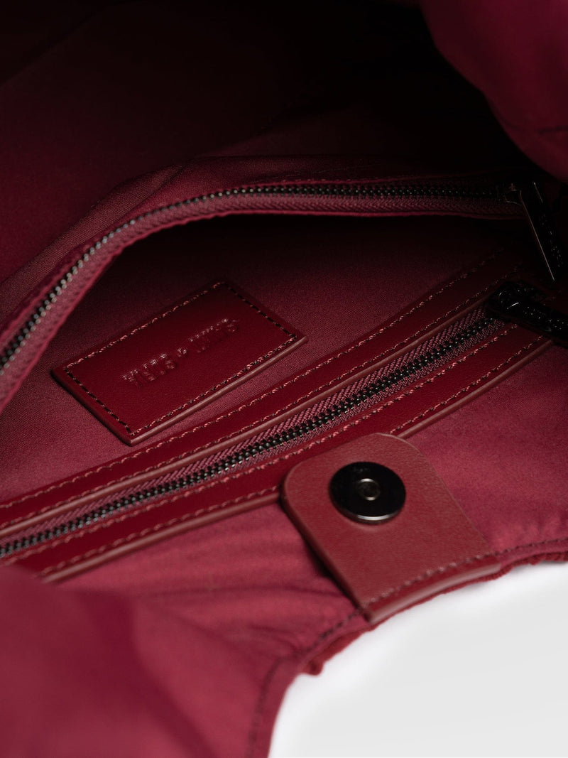 Soho Shoulder Tote Bag Burgundy - Women's Bags | Saint + Sofia® EU