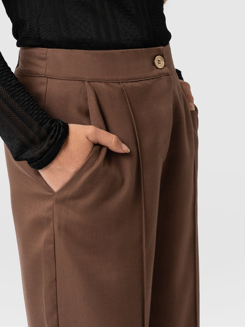 Spencer Pant Brown - Women's Trousers | Saint + Sofia® EU