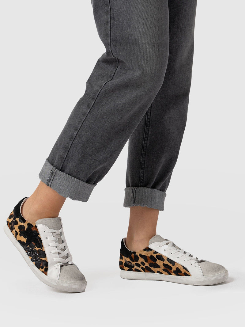 Spitalfield Trainers Leopard - Women's Trainers | Saint + Sofia® EU