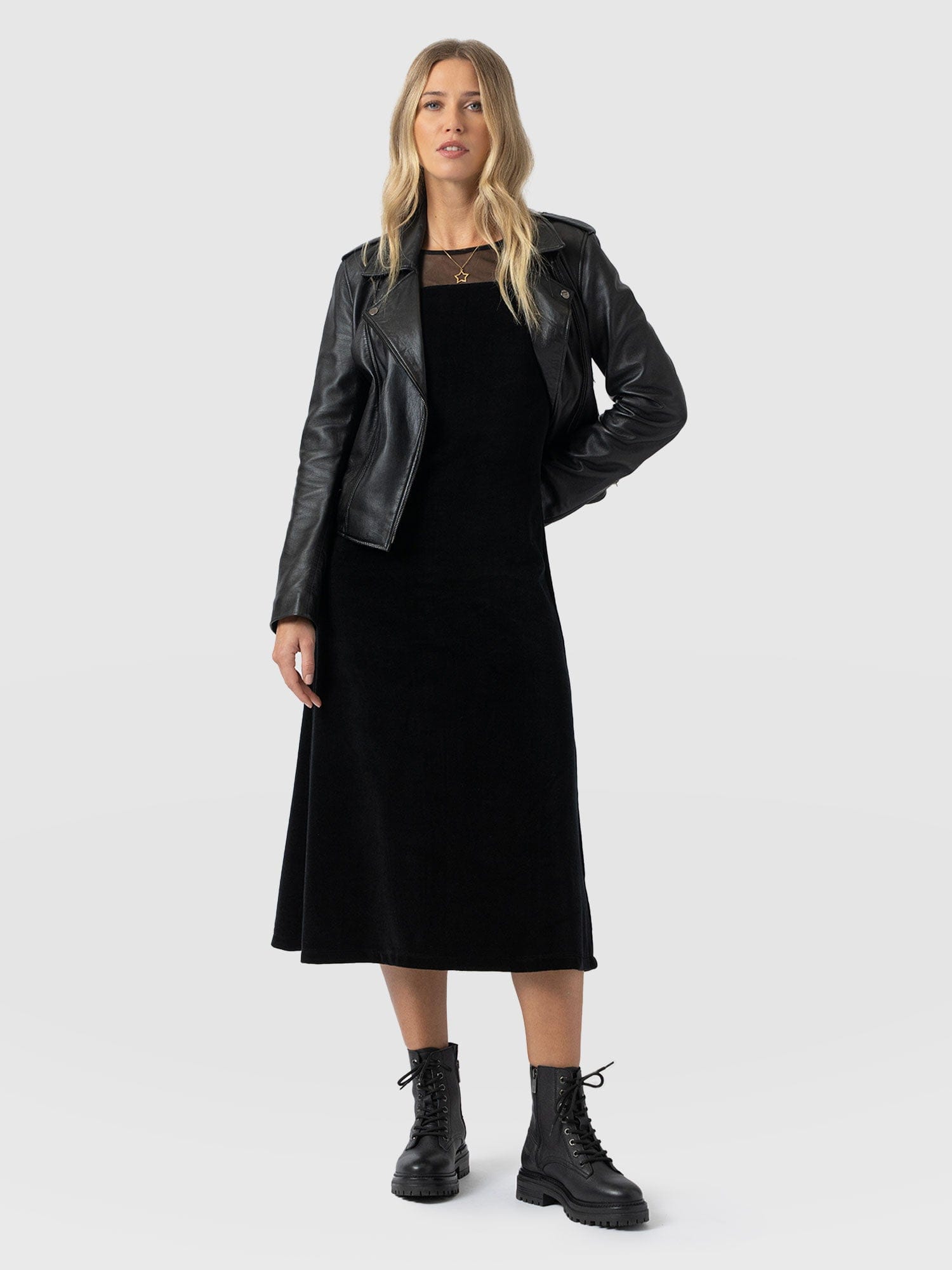Storm Mesh Long Sleeve Dress - Black Velvet - Women's Dresses | Saint + Sofia® EU