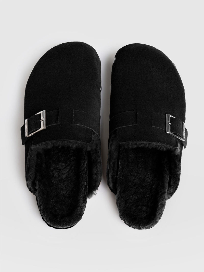 Studded Clogs Black Shearling - Women's Shoes | Saint + Sofia® EU