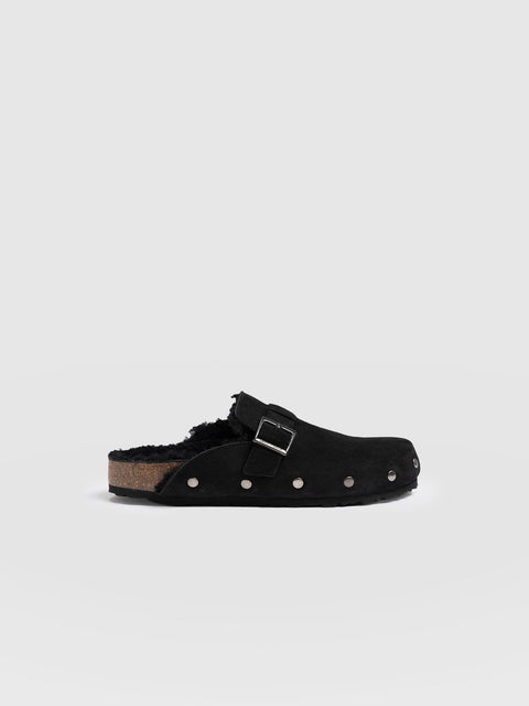Studded Clogs Black Shearling - Women's Shoes | Saint + Sofia® EU