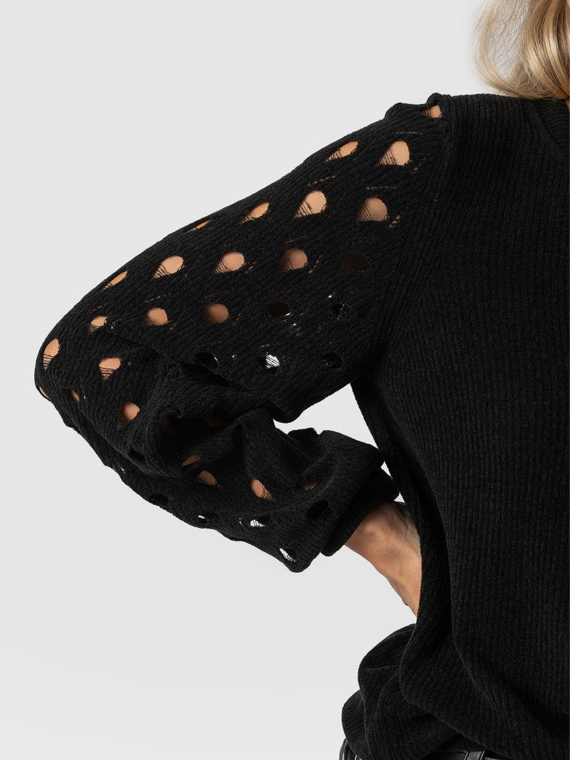 Suki Lace Hole Knit Black - Women's Knitwear | Saint + Sofia® EU