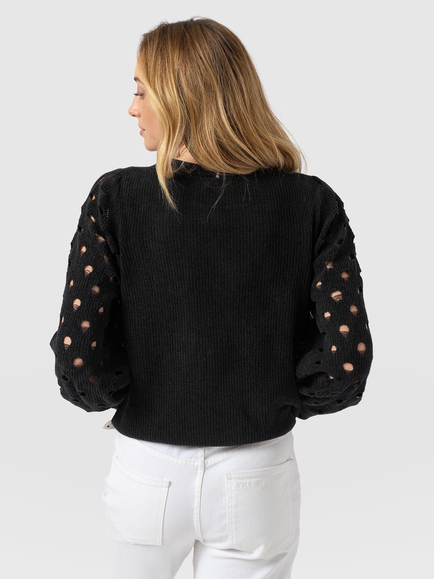Suki Lace Hole Knit Black - Women's Knitwear | Saint + Sofia® EU