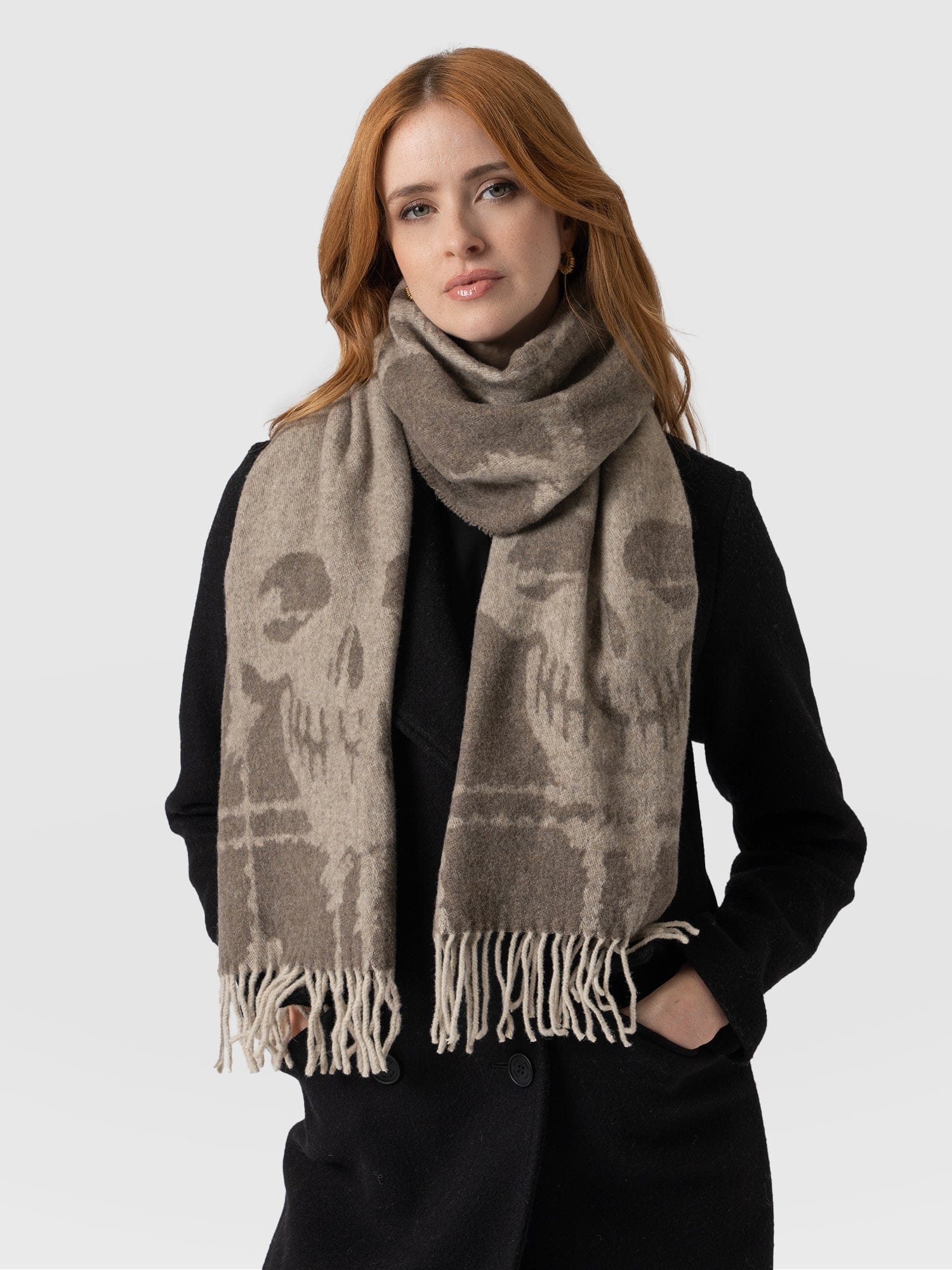 Sutton Skull Scarf Beige - Women's Scarves | Saint + Sofia® EU