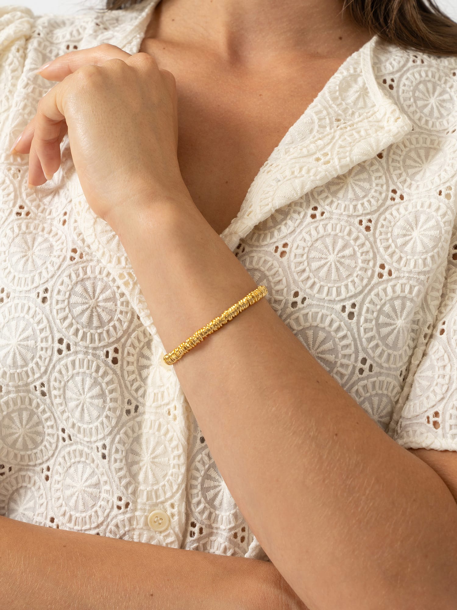 Swirl Bangle - Gold - Women's Jewellers | Saint and Sofia® EU