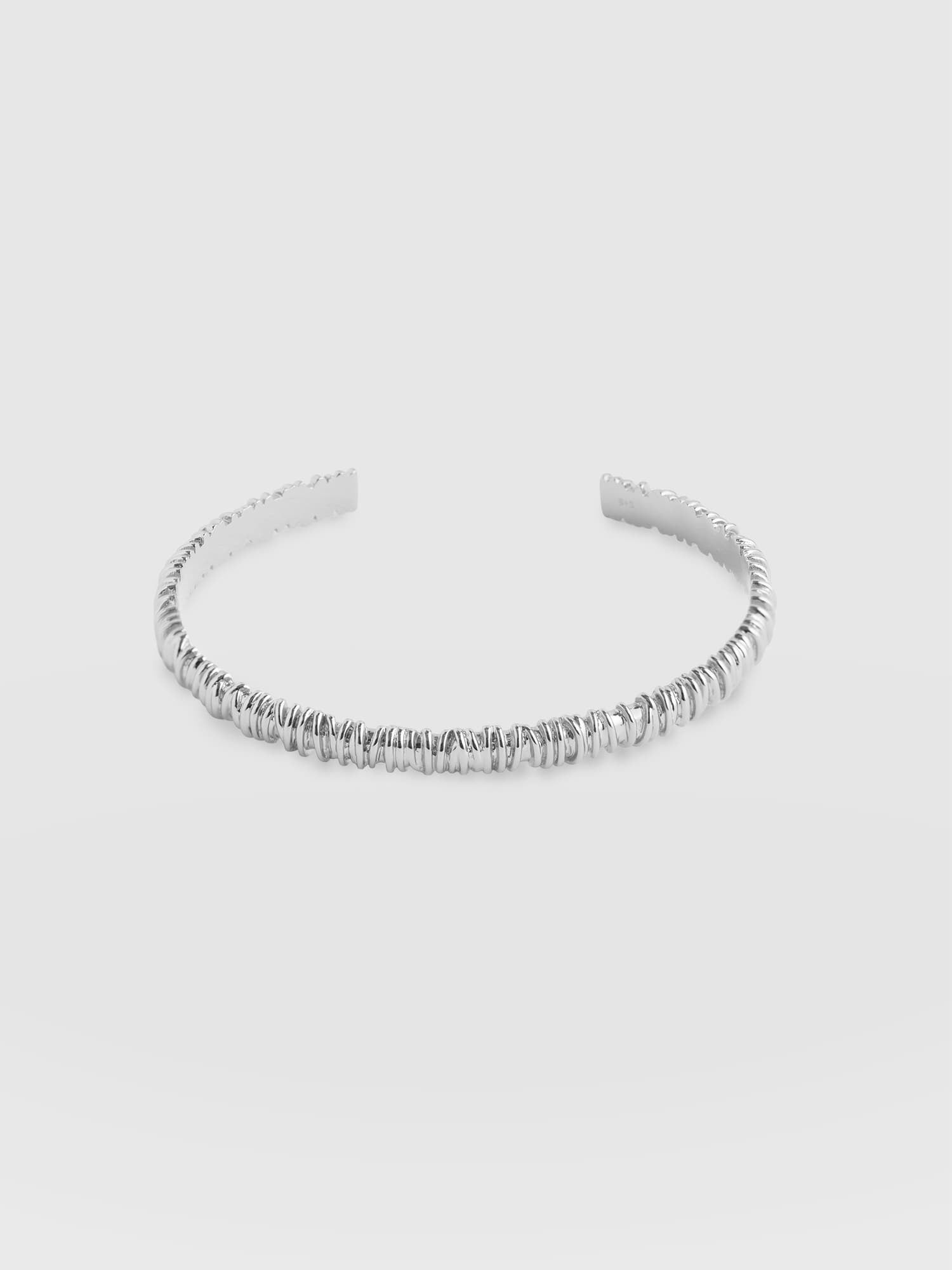 Swirl Bangle - Silver - Women's Jewellers | Saint and Sofia® EU