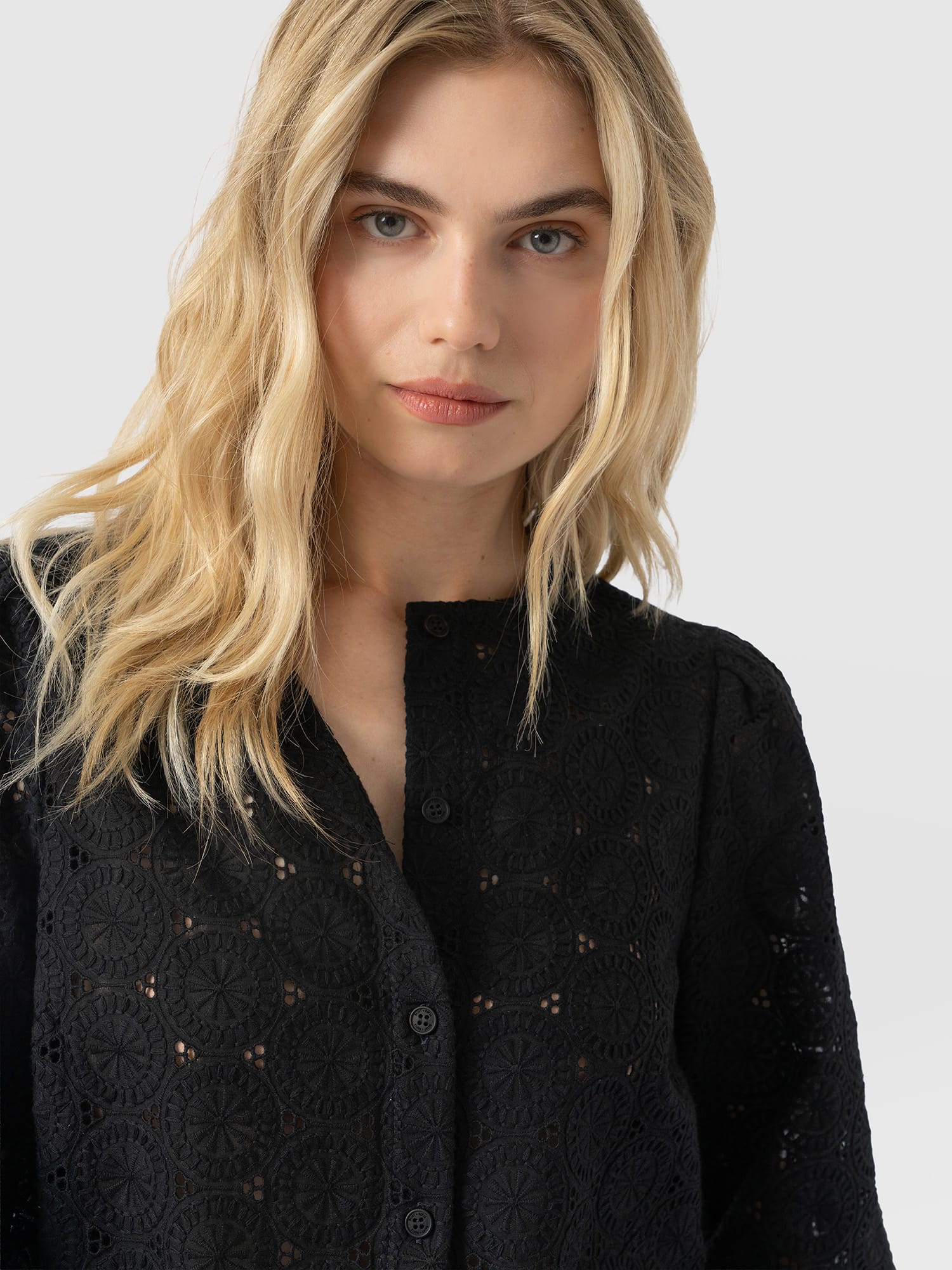 Tabitha Blouse Black Broderie - Women's Blouses | Saint and Sofia® EU
