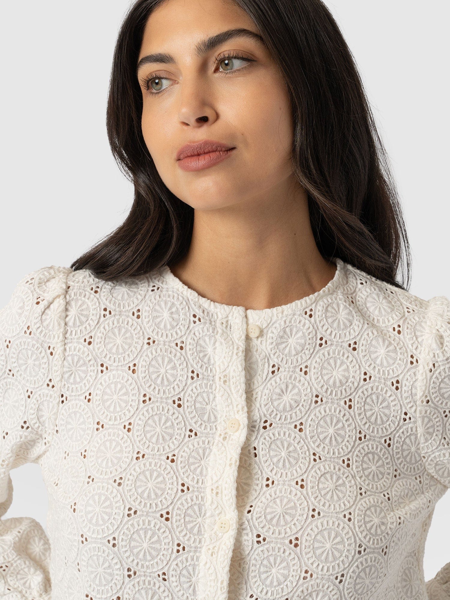 Tabitha Blouse Cream Broderie - Women's Blouses | Saint + Sofia® EU