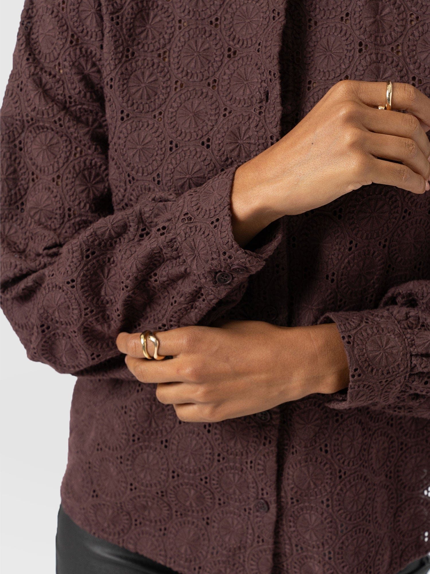 Tabitha Blouse - Maroon - Women's Blouses | Saint + Sofia® EU