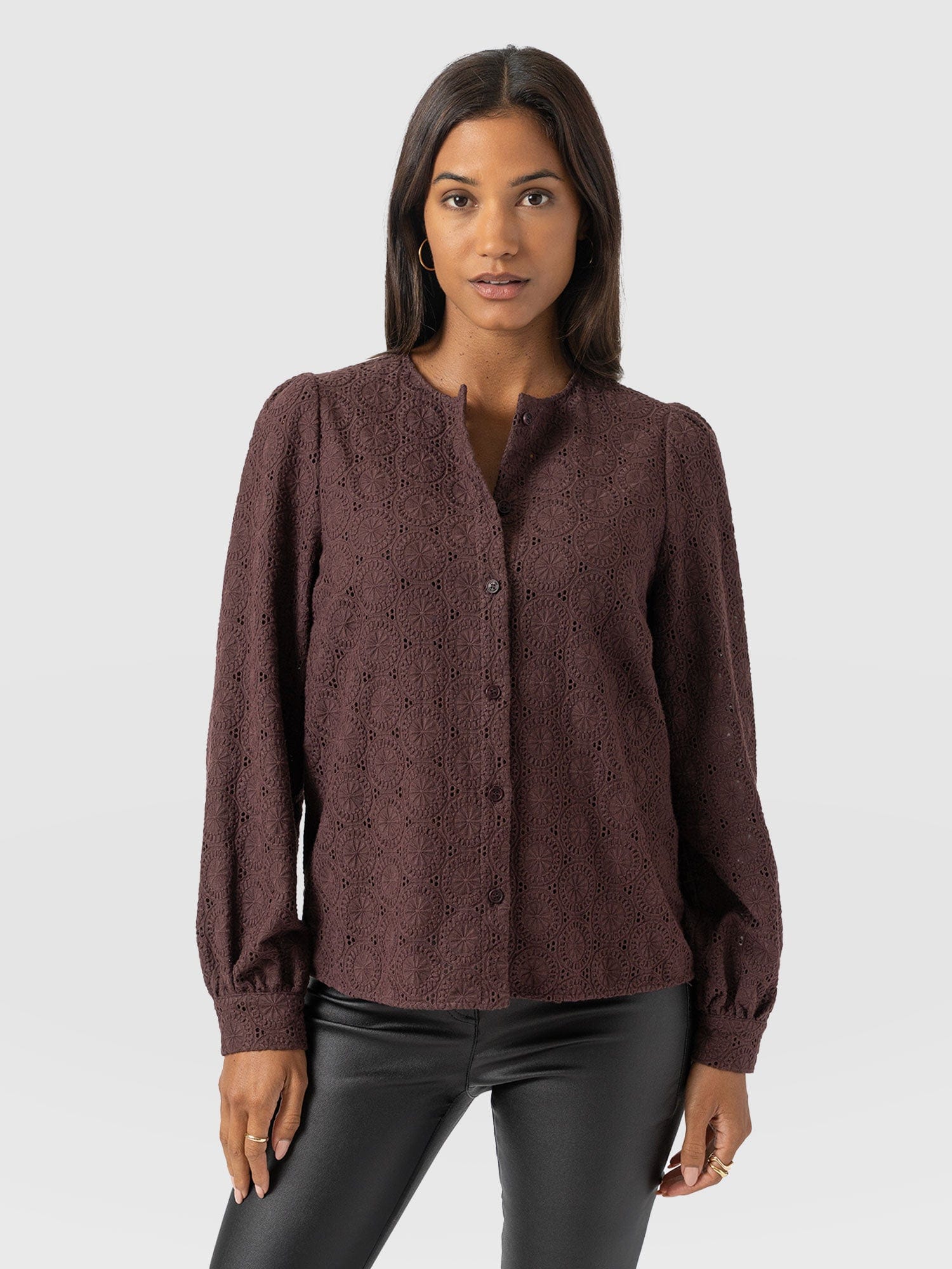 Tabitha Blouse - Maroon - Women's Blouses | Saint + Sofia® EU
