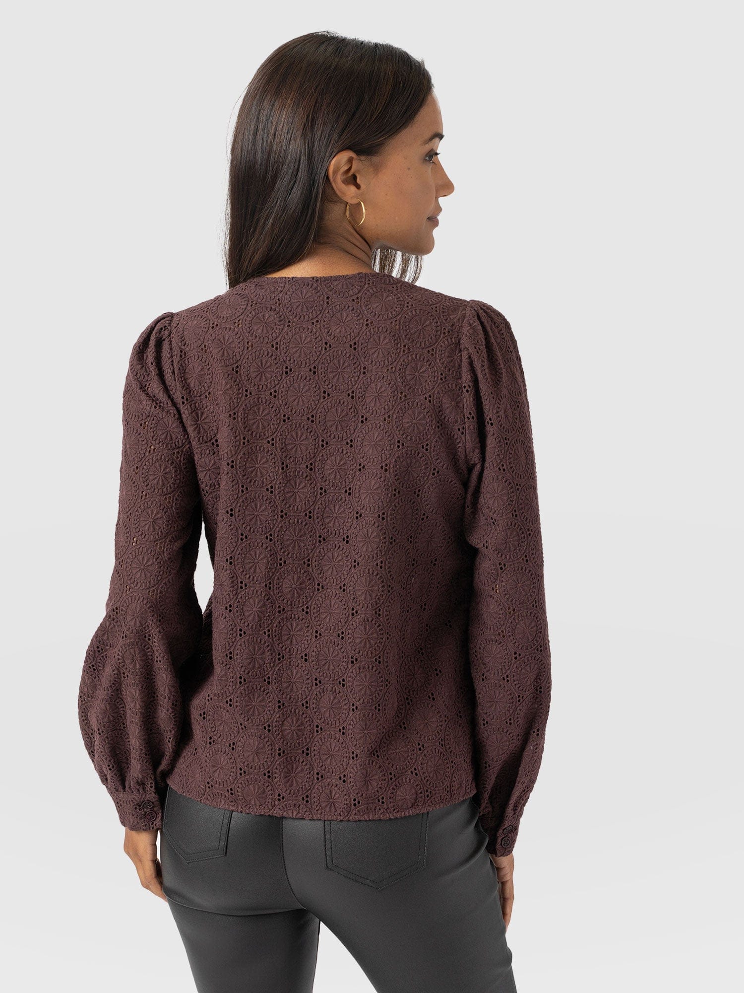 Tabitha Blouse - Maroon - Women's Blouses | Saint + Sofia® EU