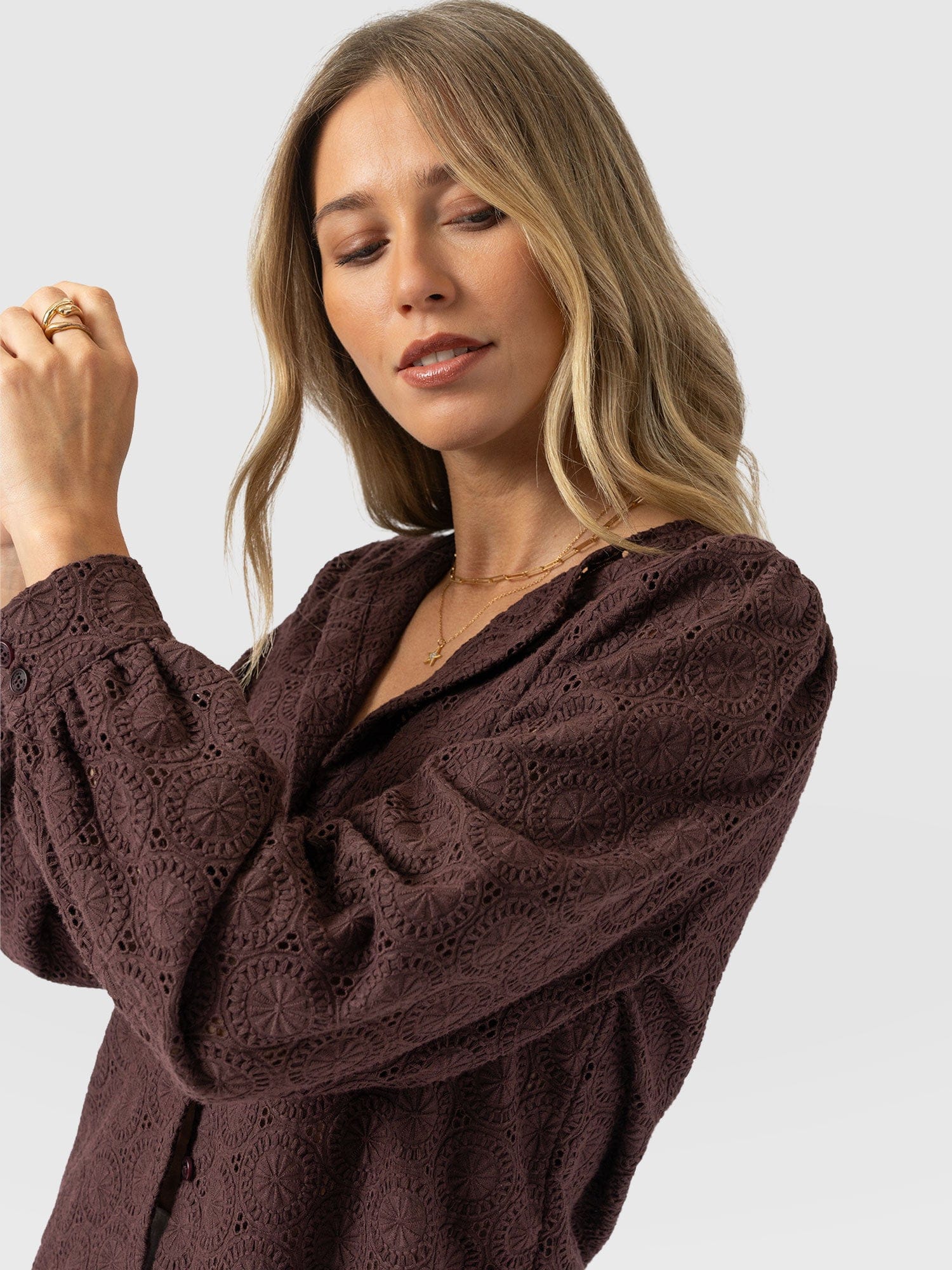 Tabitha Blouse - Maroon - Women's Blouses | Saint + Sofia® EU