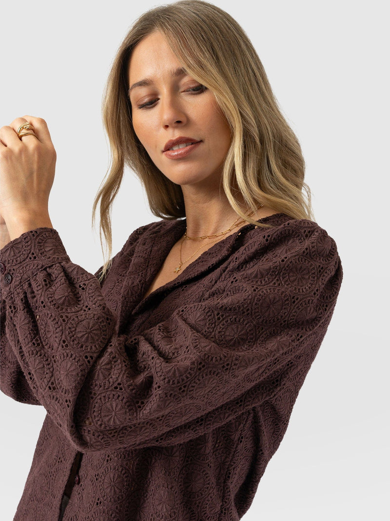 Tabitha Blouse - Maroon - Women's Blouses | Saint + Sofia® EU