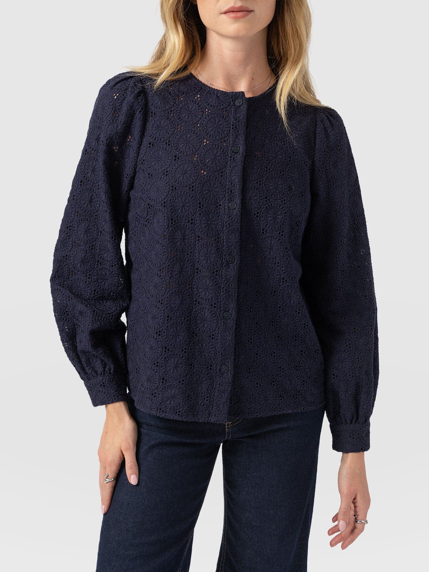 Tabitha Blouse - Navy - Women's Blouses | Saint + Sofia® EU