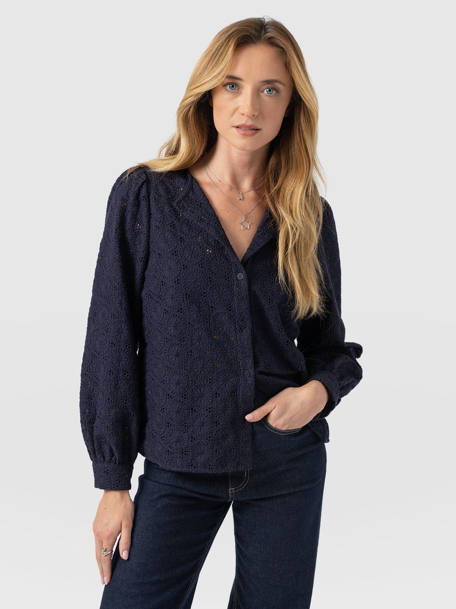 Tabitha Blouse - Navy - Women's Blouses | Saint + Sofia® EU