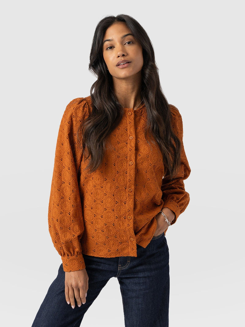 Tabitha Blouse Tan - Women's Blouses | Saint + Sofia® EU