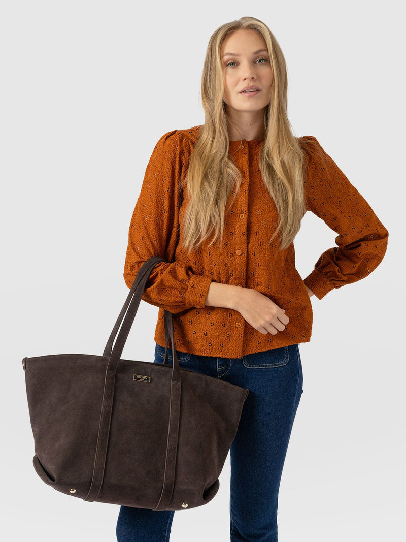 Tabitha Blouse Tan - Women's Blouses | Saint + Sofia® EU