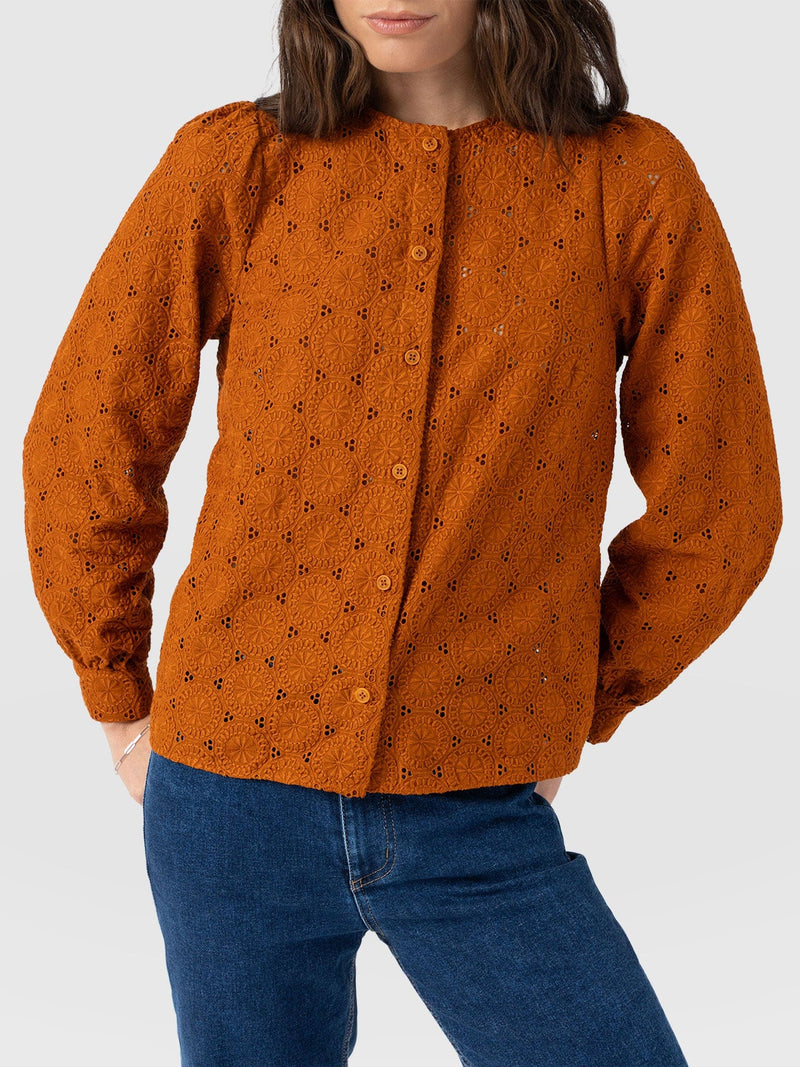 Tabitha Blouse Tan - Women's Blouses | Saint + Sofia® EU
