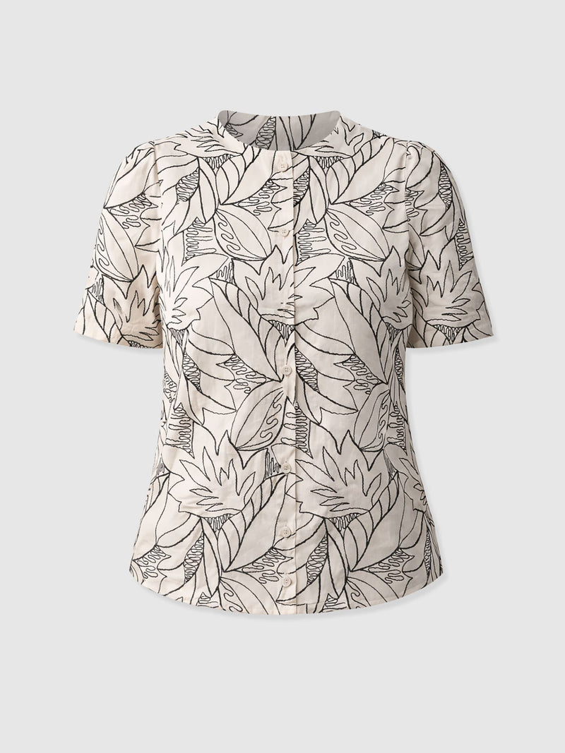 Tabitha Short Sleeve Blouse - Cream Embroidered - Women's Blouses | Saint + Sofia® EU