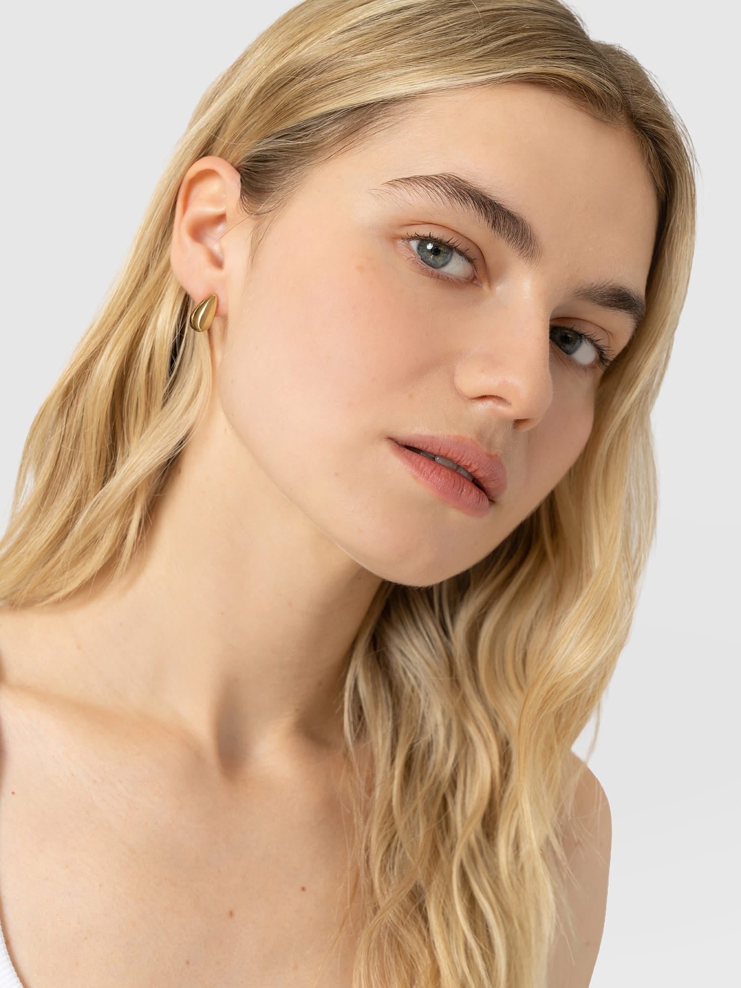 Teardrop Small Earrings - Gold - Women's Jewellers | Saint and Sofia® EU