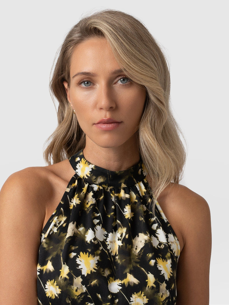 Tilda Halter Neck Black Daisy Floral - Women's T-Shirts | Saint + Sofia® EU