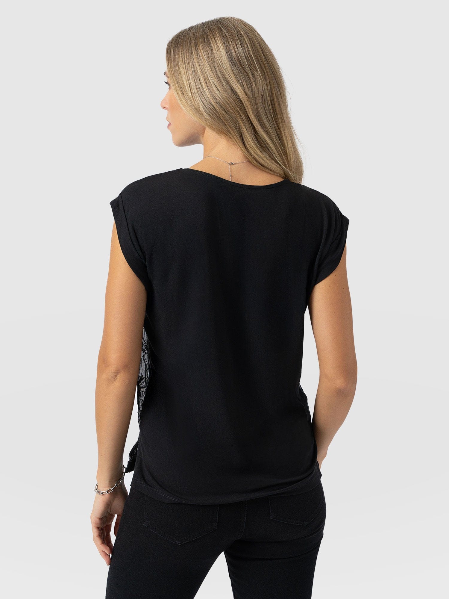 Turn Up Contrast Tee - Black Lace - Women's T-shirts | Saint + Sofia® EU