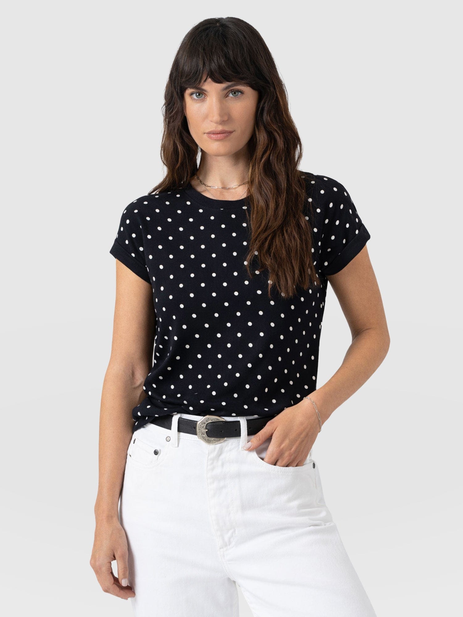 Turn Up Contrast Tee - Black Polka Dot - Women's T-shirts | Saint + Sofia® EU