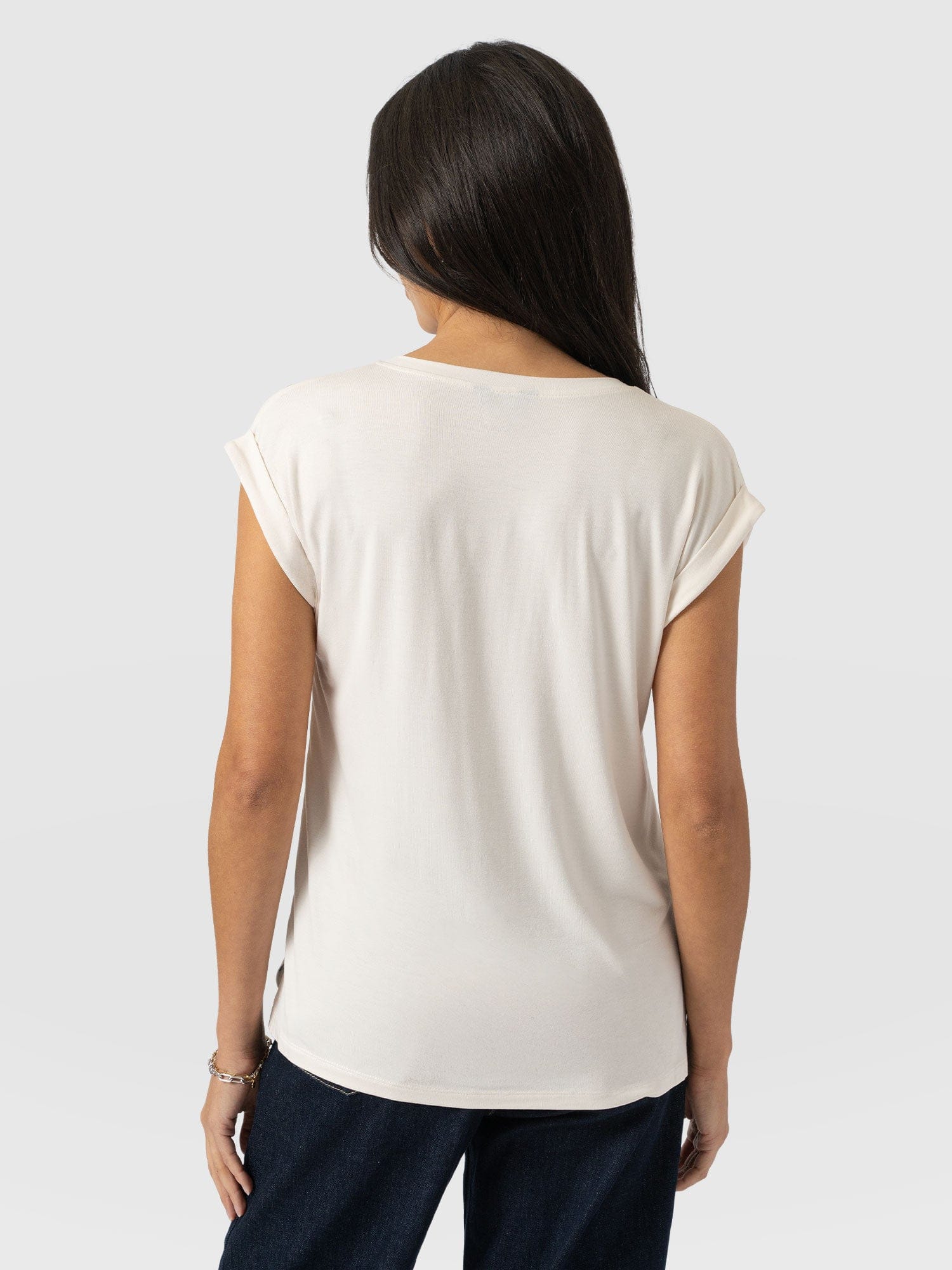 Turn Up Contrast V Neck Tee - Cream Polka Dot - Women's T-shirts | Saint + Sofia® EU