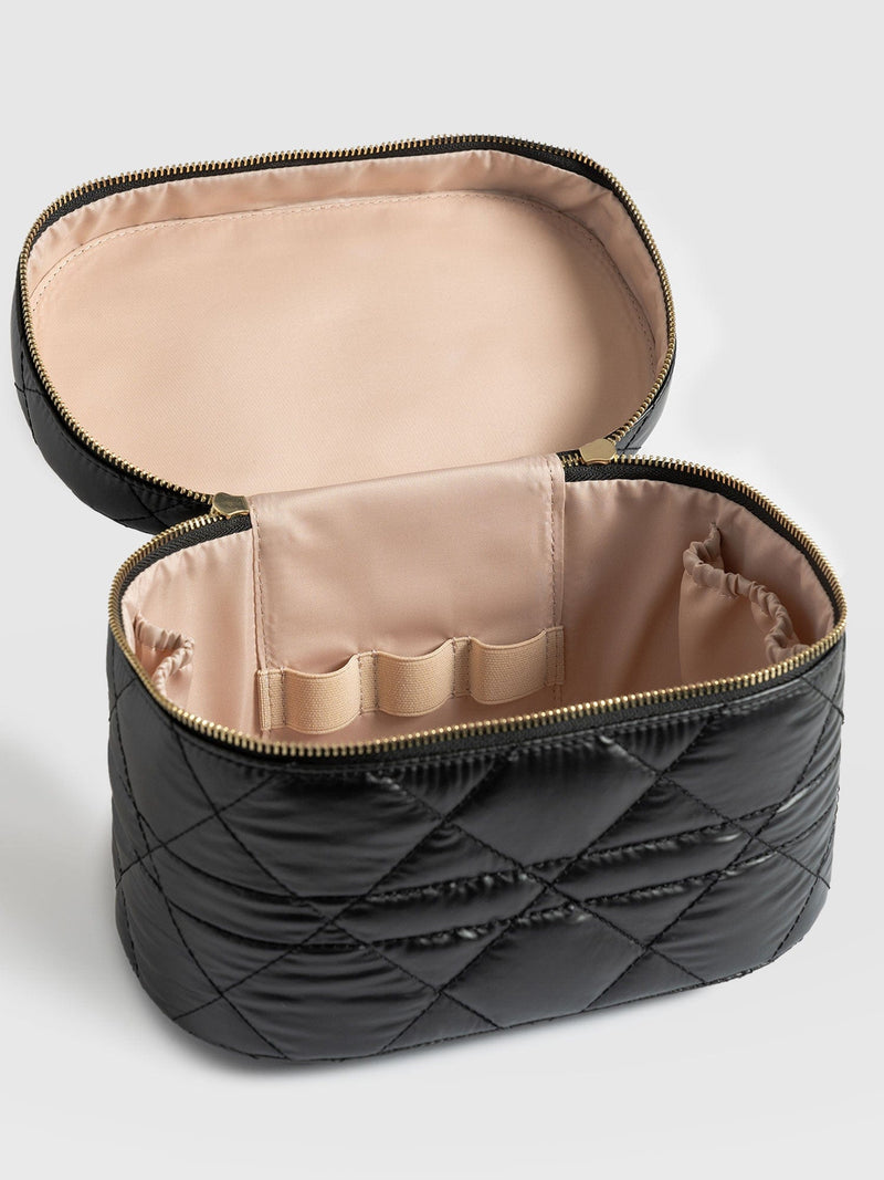 Vanity Case Black - Women's Travel Accessories | Saint + Sofia® EU