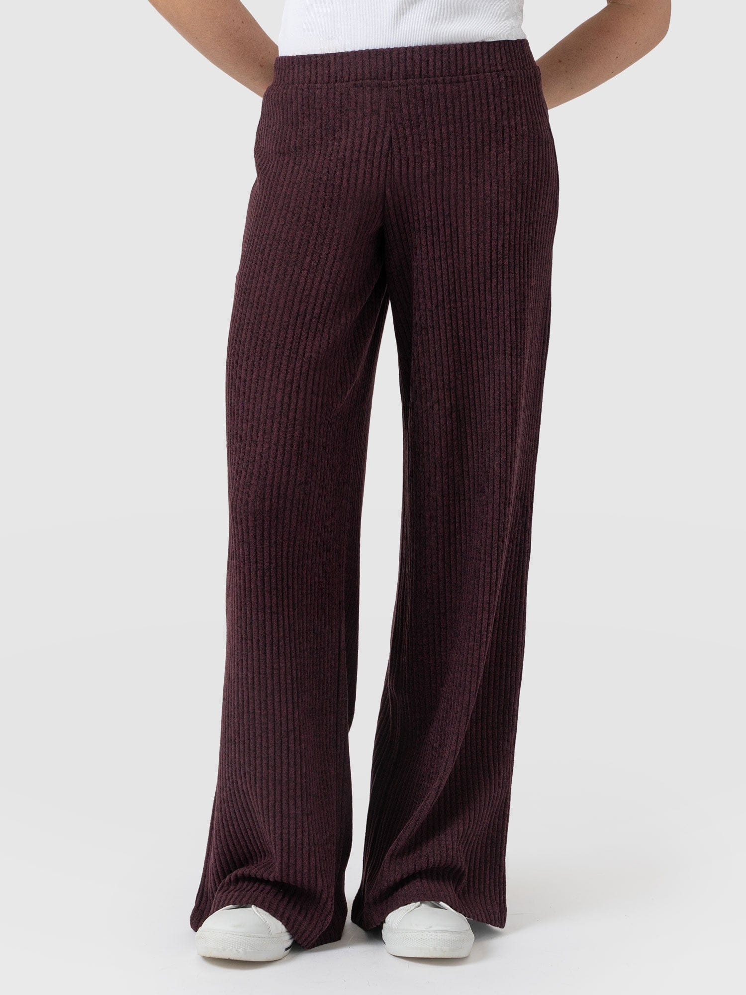 Victory Rib Wide Leg Pant Burgundy - Women's Trousers | Saint + Sofia® EU