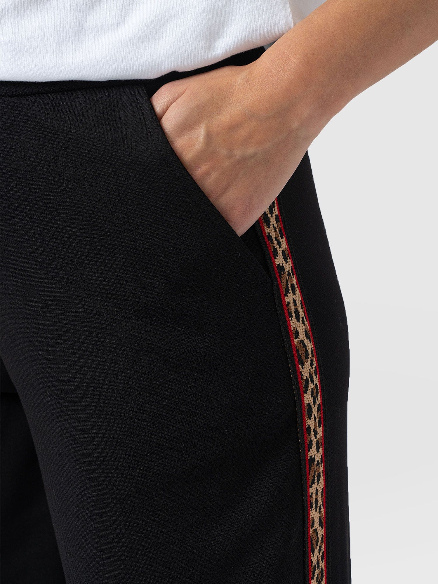 Victory Straight Leg Pant - Black - Leopard - Women's Trousers | Saint + Sofia® EU