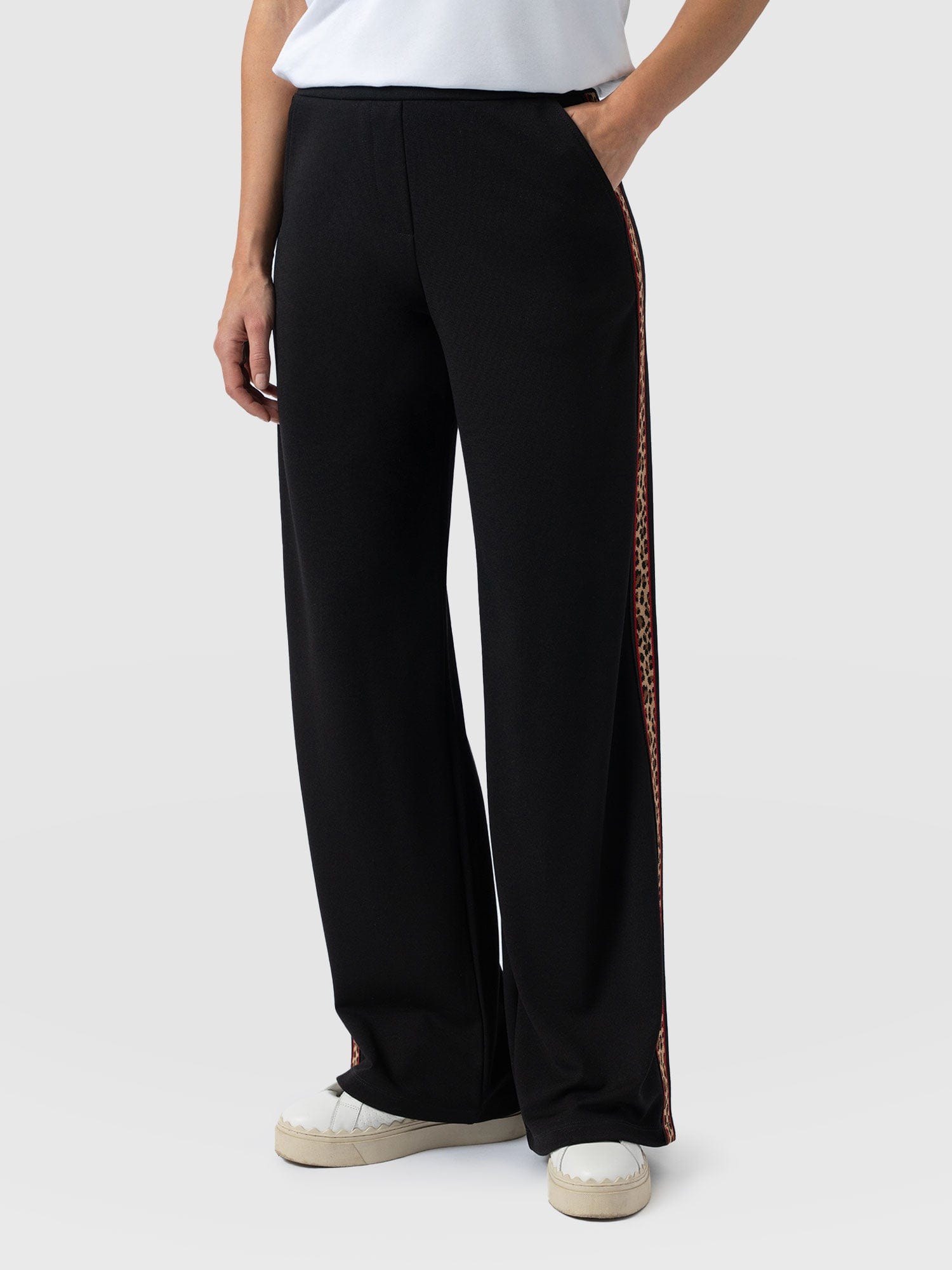 Victory Straight Leg Pant - Black - Leopard - Women's Trousers | Saint + Sofia® EU