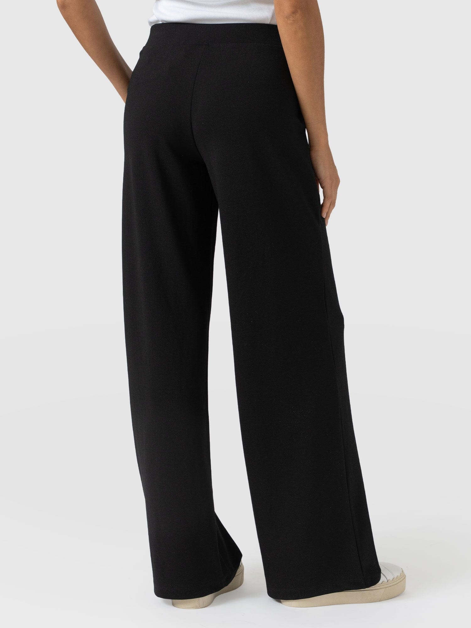 Victory Straight Leg Pant - Black - Women's Trousers | Saint + Sofia® EU