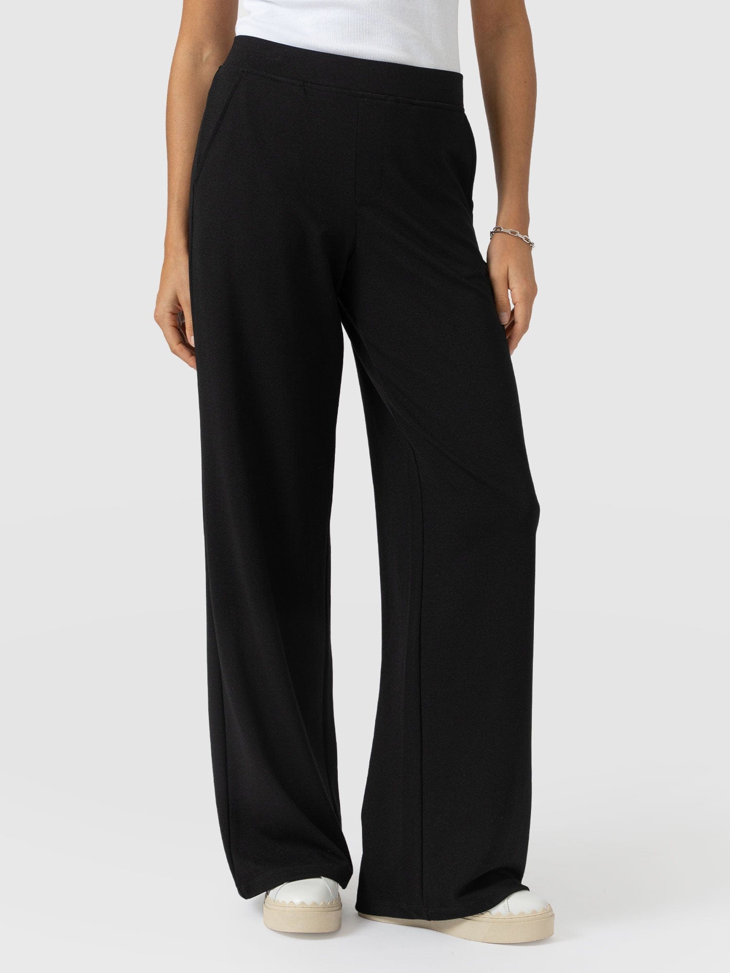 Victory Straight Leg Pant - Black - Women's Trousers | Saint + Sofia® EU