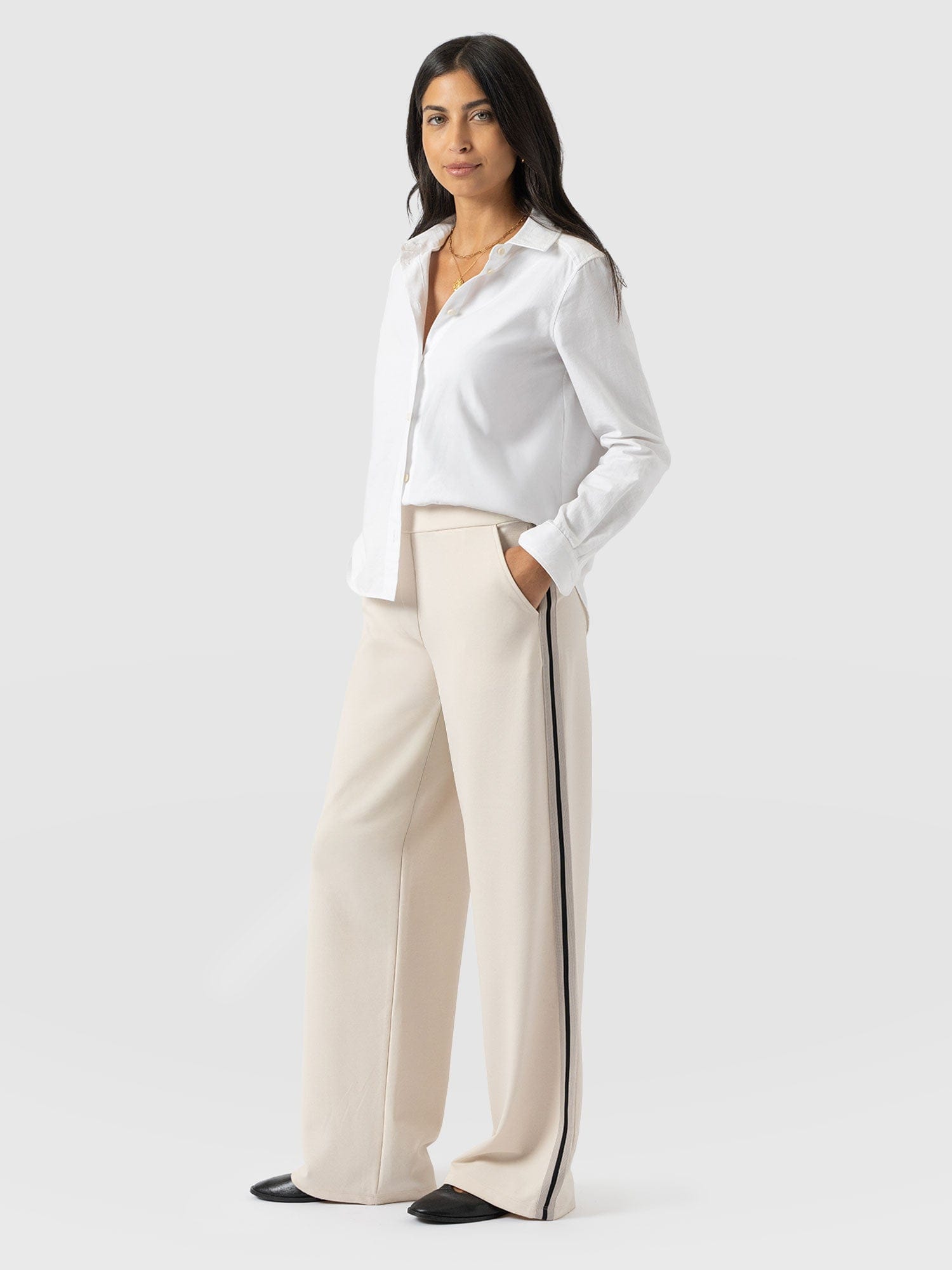 Victory Straight Leg Pant - Cream - Black Stripe - Women's Trousers | Saint + Sofia® EU
