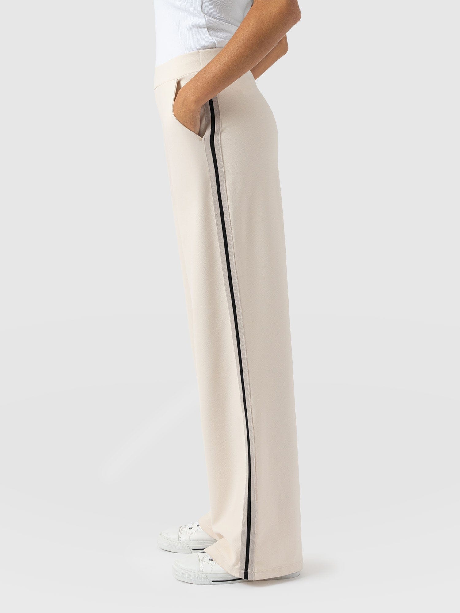 Victory Straight Leg Pant - Cream - Black Stripe - Women's Trousers | Saint + Sofia® EU